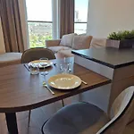 Sokolska 30 Towers - New- Lux- Parking- Sauna- Gym -and The View Lejlighed *
