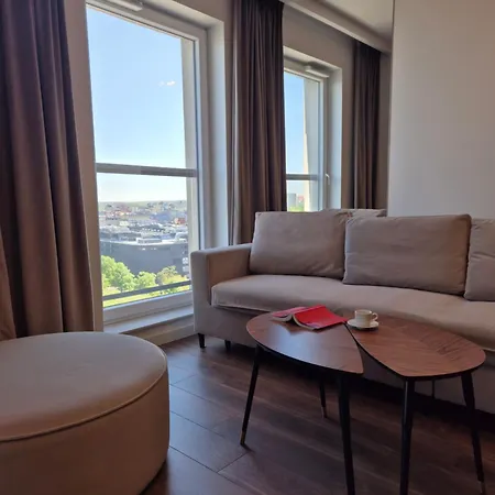 Sokolska 30 Towers - New- Lux- Parking- Sauna- Gym -and The View 公寓