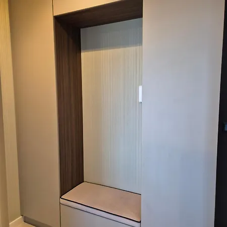 Sokolska 30 Towers - Klimatyzacja- Lux- Parking- Sauna- Gym -and The View Апартаменты