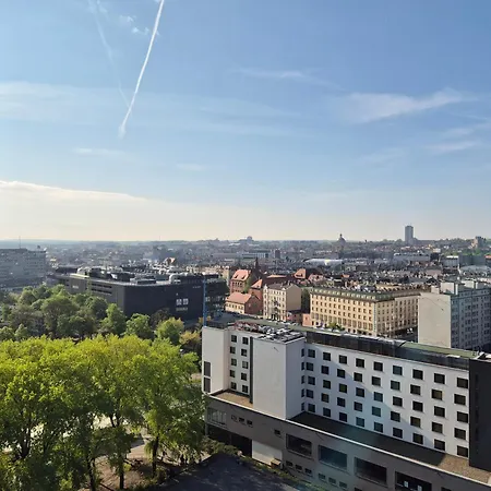 Sokolska 30 Towers - Klimatyzacja- Lux- Parking- Sauna- Gym -and The View *