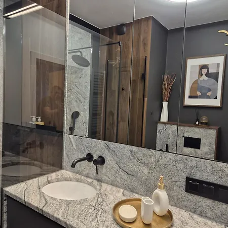 公寓 Sokolska 30 Towers - New- Lux- Parking- Sauna- Gym -and The View *