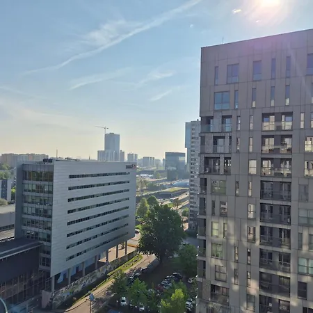 Sokolska 30 Towers - Klimatyzacja- Lux- Parking- Sauna- Gym -and The View アパート *