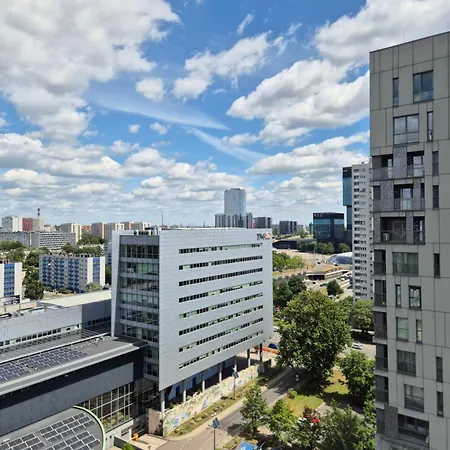 Sokolska 30 Towers - Klimatyzacja- Lux- Parking- Sauna- Gym -and The View Апартаменты *