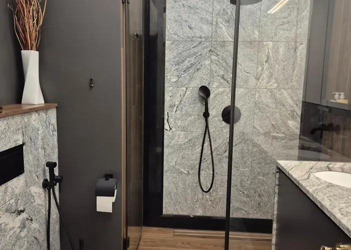 아파트 Sokolska 30 Towers - New- Lux- Parking- Sauna- Gym -and The View